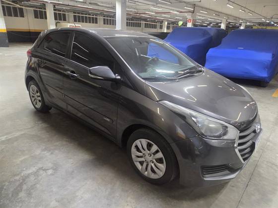 HYUNDAI HB20 1.0 COMFORT 12V FLEX 4P MANUAL